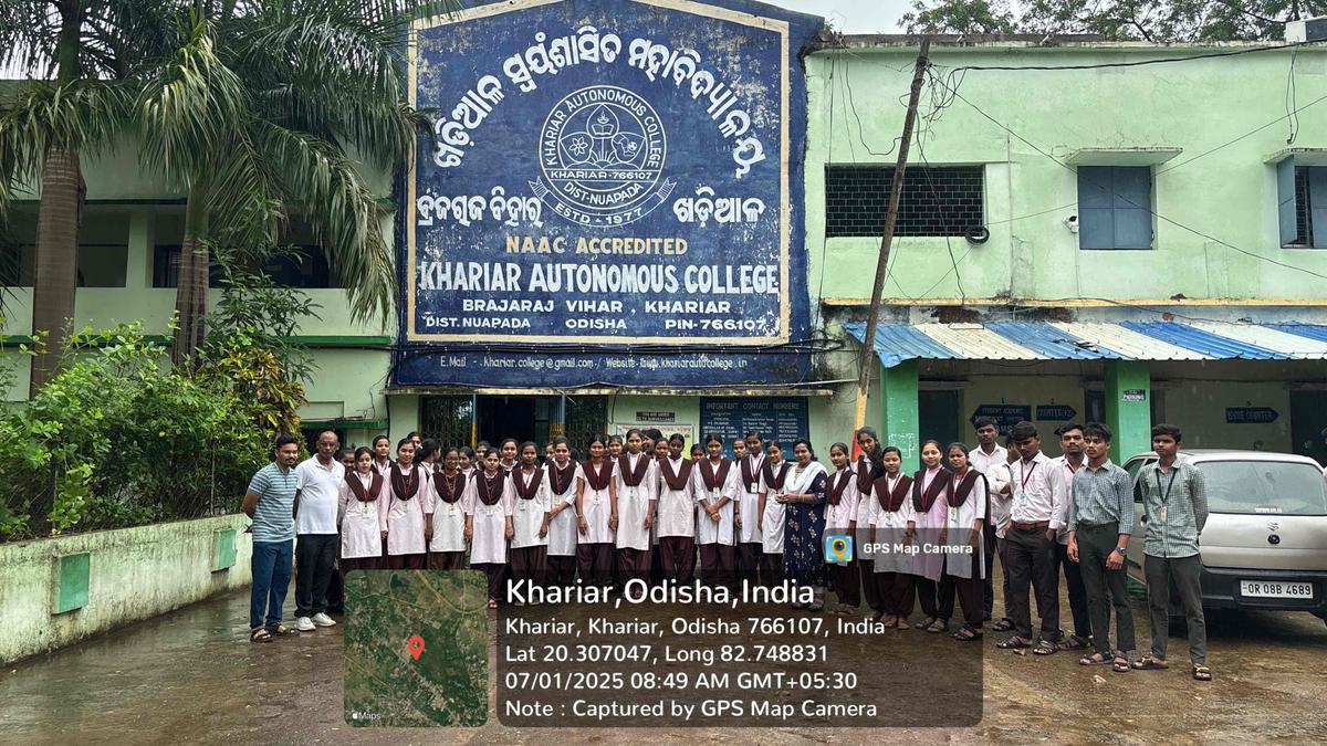 "Swacchata Hi Seva" Campaign at Khariar (Autonomous) College